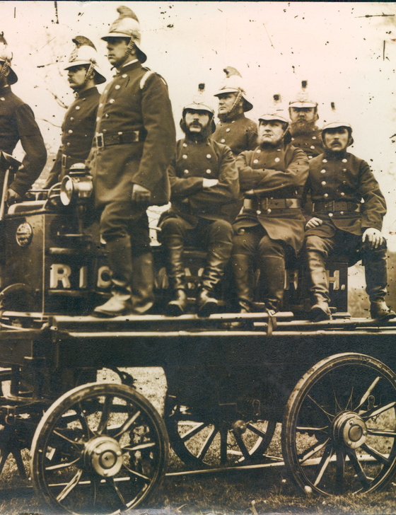 Rickmansworth Fire Engine and Crew inc Henderson Fellows Palmer and Hudson 1878